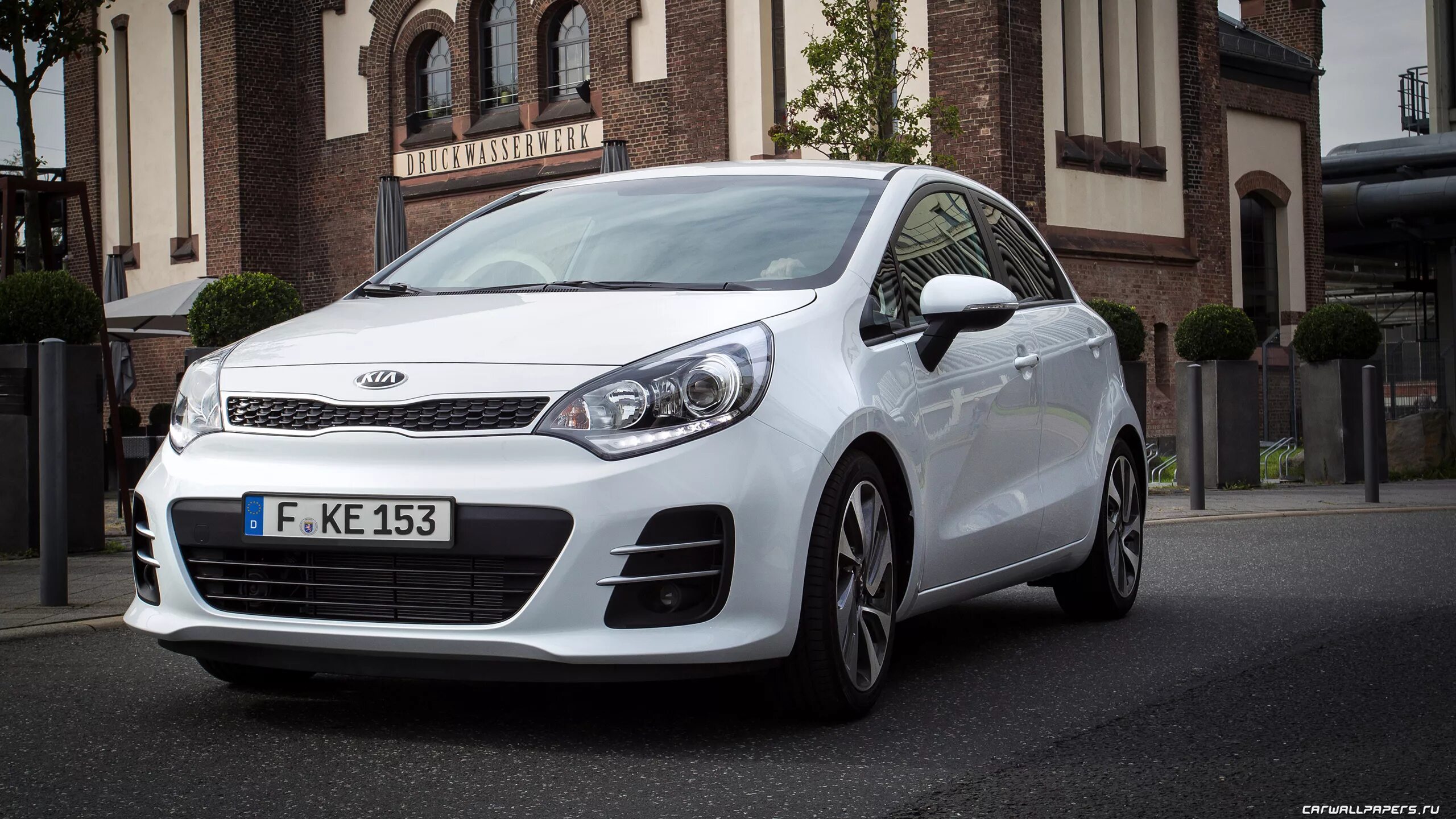 Киа хэтчбек 2015. Kia Rio 2015. Kia Rio 5. Kia Rio Hatchback 2014. Kia Rio 3 Hatchback.