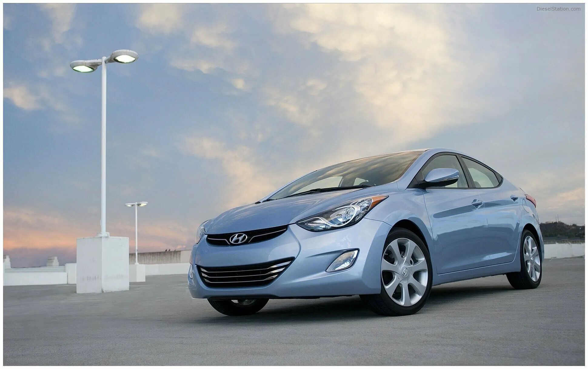 Легковые автомобили хендай. Hyundai Elantra 2013. Hyundai Elantra 2011. Hyundai Elantra MD. Хендай Элантра 5.