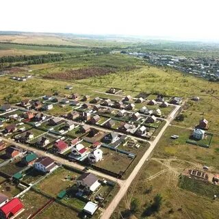 Поселок уютный