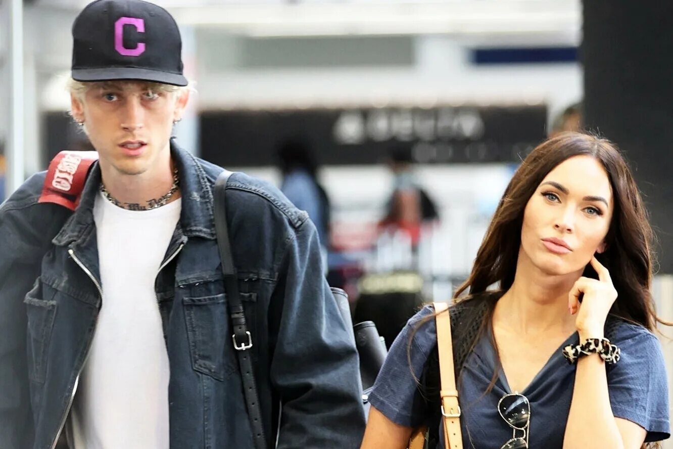 Нового парня бойфренд. Меган фокс и ее парень 2022. Нового парня бойфренд. Mgk и меган фокс. Нового парня бойфренд.