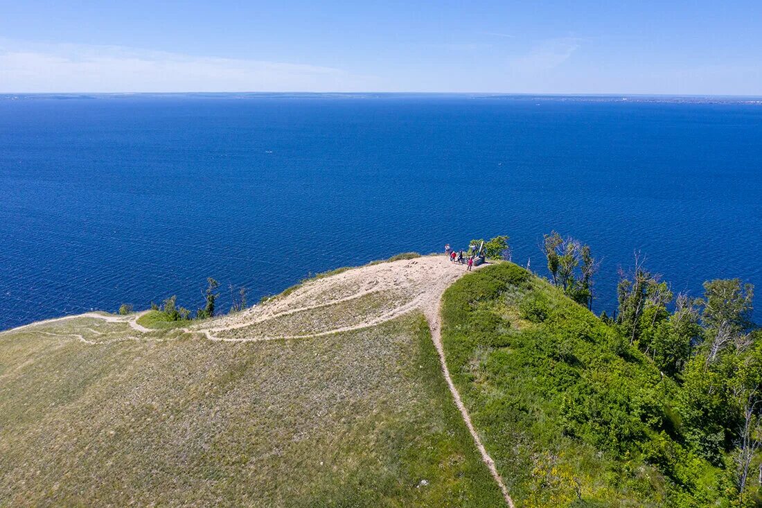 Жигулевские горы молодецкий курган. Самара молодецкий курган жигули. Молодецкий курган тольятти. Девичья гора молодецкий курган самарская область. Девья гора самарская.