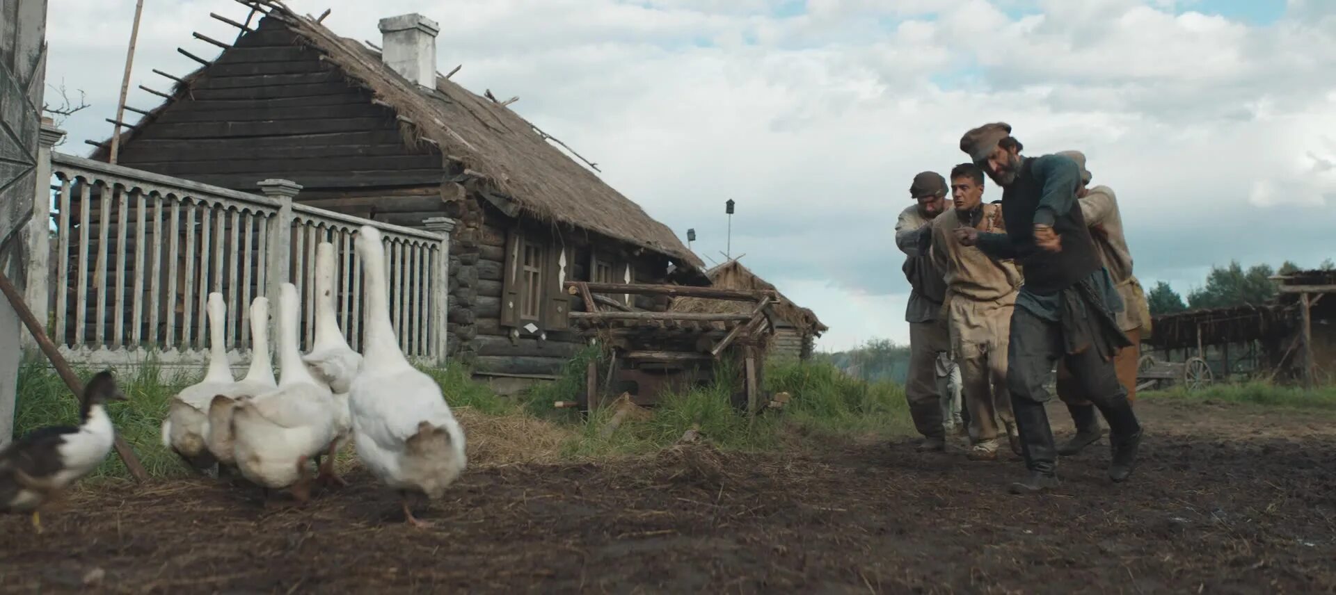 Когда выходит холоп 2 в кинотеатре. Комедия холоп 2019. холоп фильм 2025. холоп фильм кадры. холоп кадры из фильма фото.