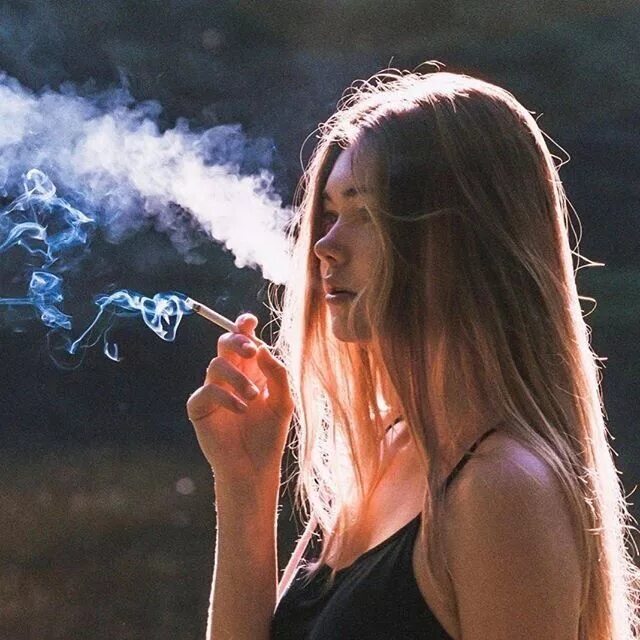 Like smoke. Baker ya maker. Like smoke. Дым от кальяна. And she liked smoke.