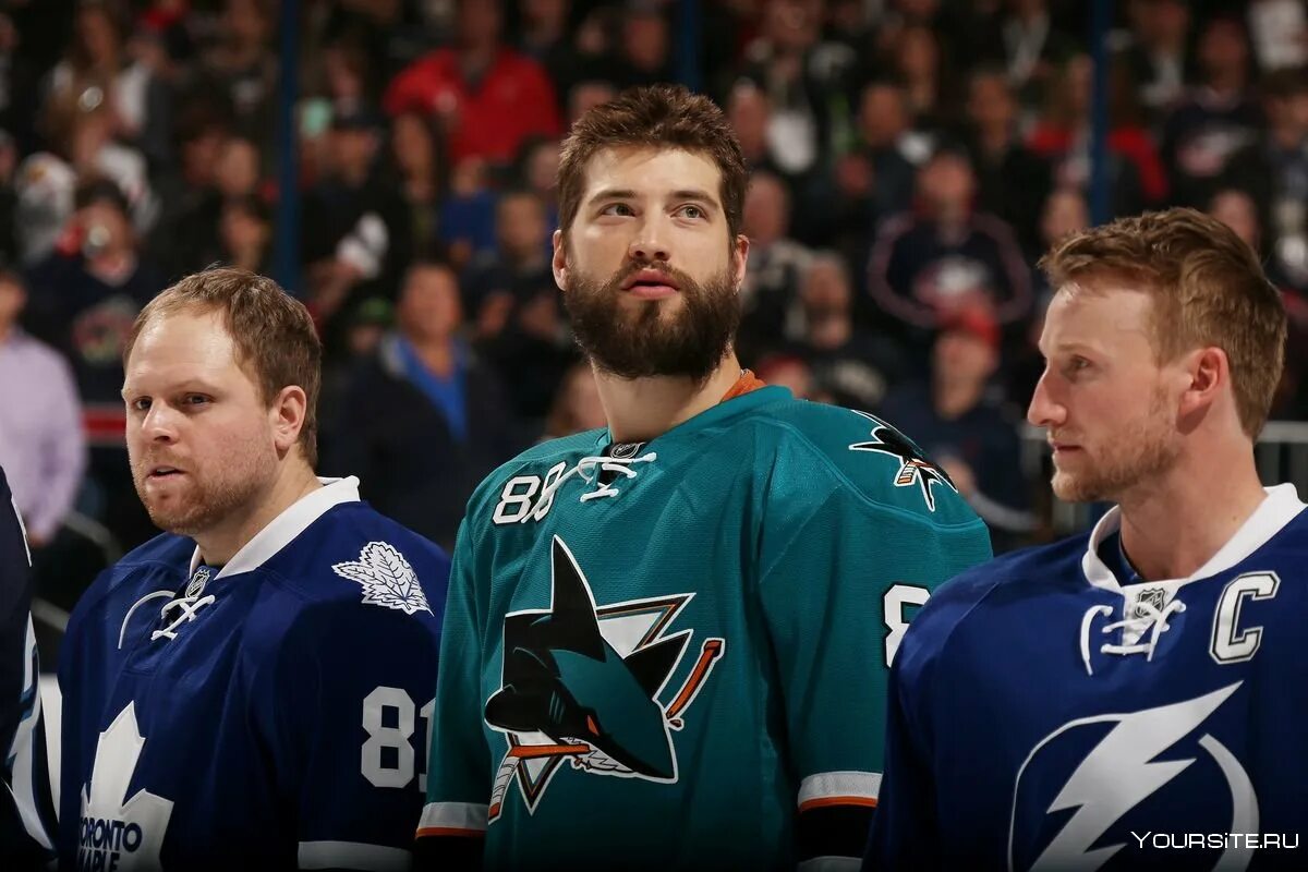 Брент бернс хоккеист. Хоккеист сан хосе с бородой. Бернс 88. Брент бернс хоккеист миннесота. Брент бернс прическа.