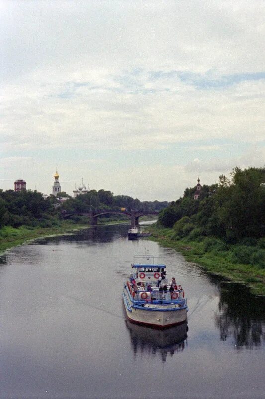 Город вологда на реке. Вологда река вологда. Река вологда. Вологда река вологда. Город вологда на реке.