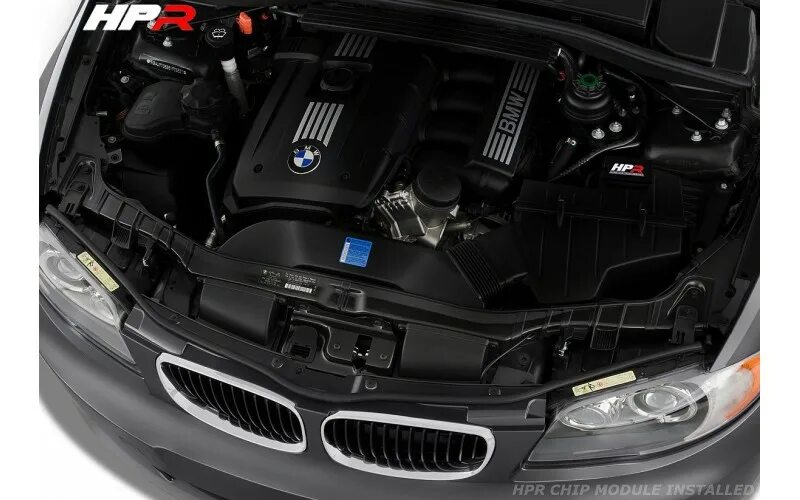 Бмв 1 двигатель. Бмв 1 моторы. Bmw e87 моторный отсек. Бмв 1 мотор. Бмв 1 моторы.