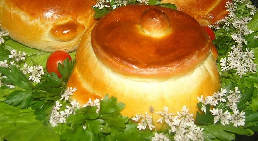 Мясо в горшочке из теста. Блюда в горшочке из теста. Как приготовить горшочки из теста. Горшочки из теста с мясом и картошкой. Как приготовить горшочки из теста.