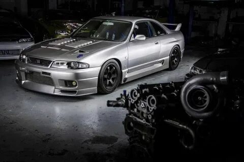 Nissan skyline gtr 33