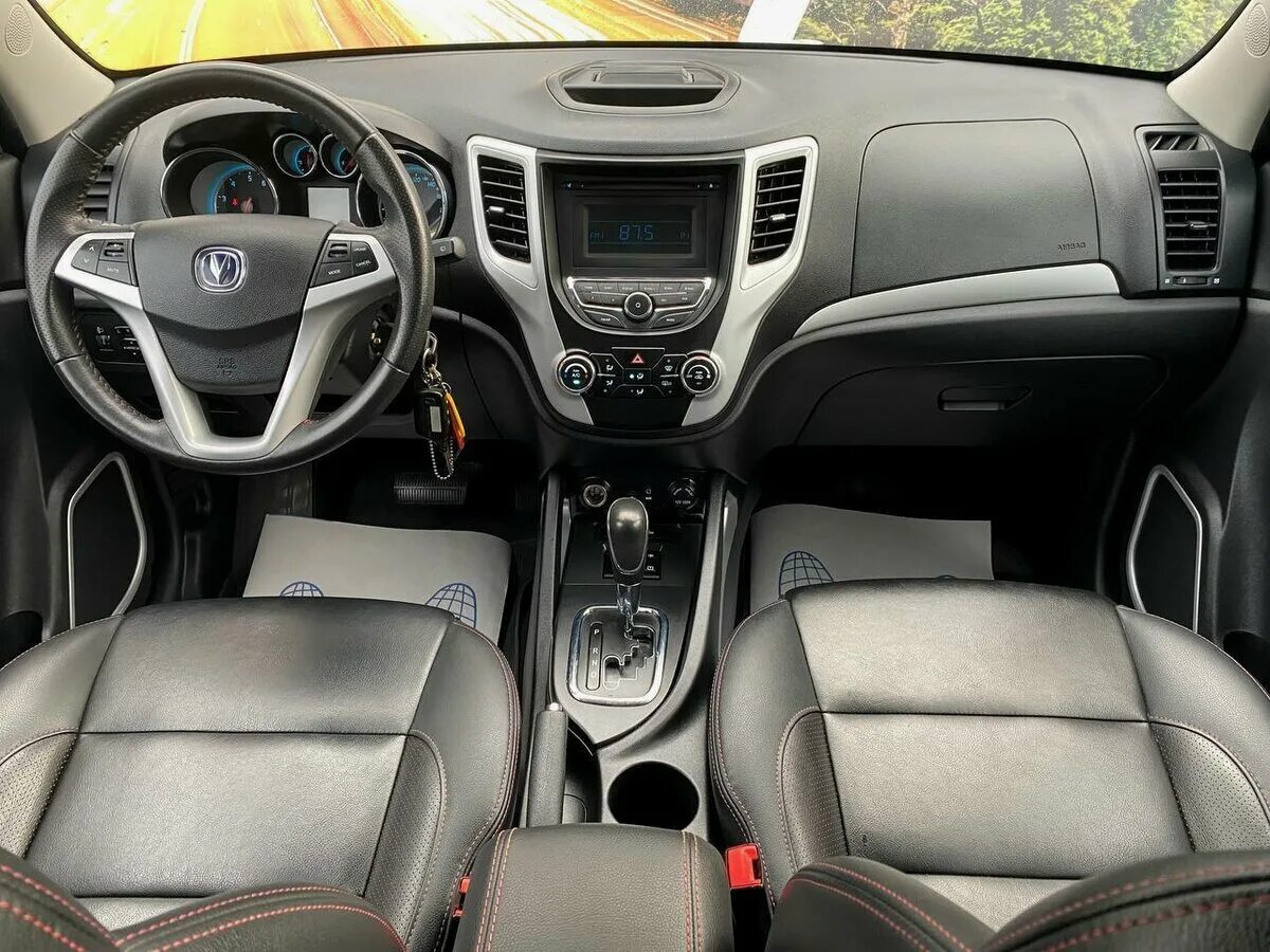 Чанган cs35 2017 года. Установка приложений чанган. Китайский кроссовер чанган cs35. Установка приложений чанган. Changan cs35, 2015 г.