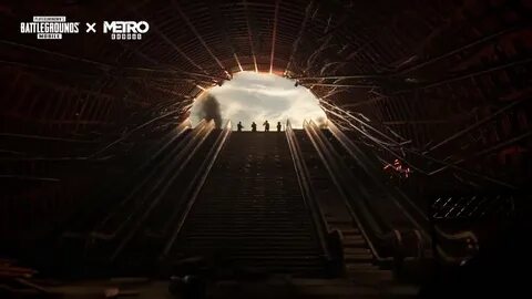 Обои метро рояль
