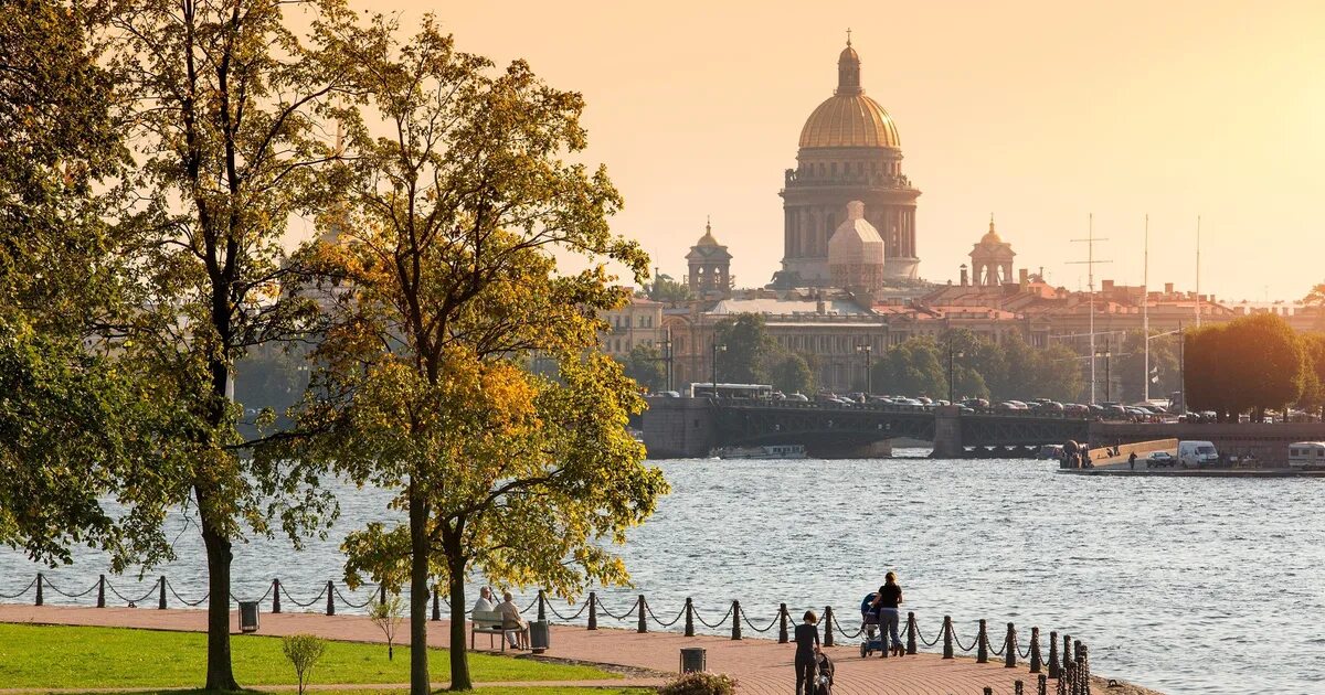 В питере штормовое предупреждение. Осень 2024 года в спб. Осень 2024 года в спб. Осень в питере. Осень 2024 года в спб.