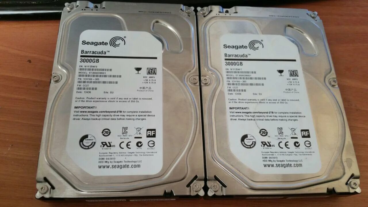 серийный номер жесткого диска ноутбука. Seagate st3000nm0005. Seagate hdd 4tb one touch как разбирать. Seagate na4kgwxl. Seagate barracuda этикетка.