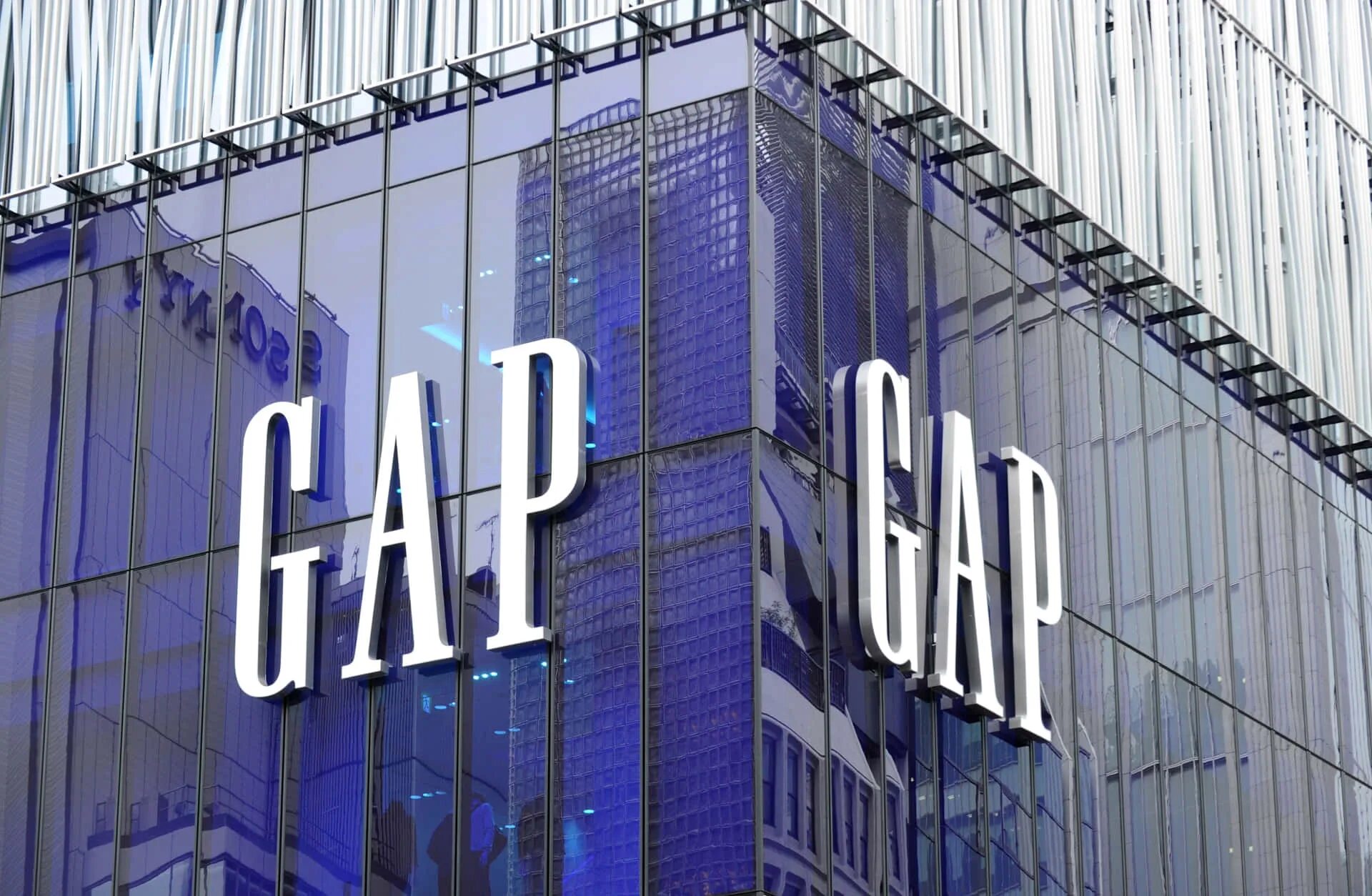 Gap компания. Gap бренд. Гэп логотип. Магазин gap.