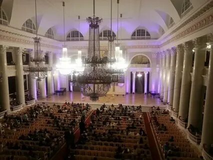 Малый зал филармонии сегодня