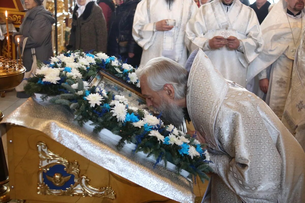 михал храмов саранск. служба в церкви саранск. георгиевская церковь саранск. больницей отец владимир. рождество с саранск храм ушакова 2021.