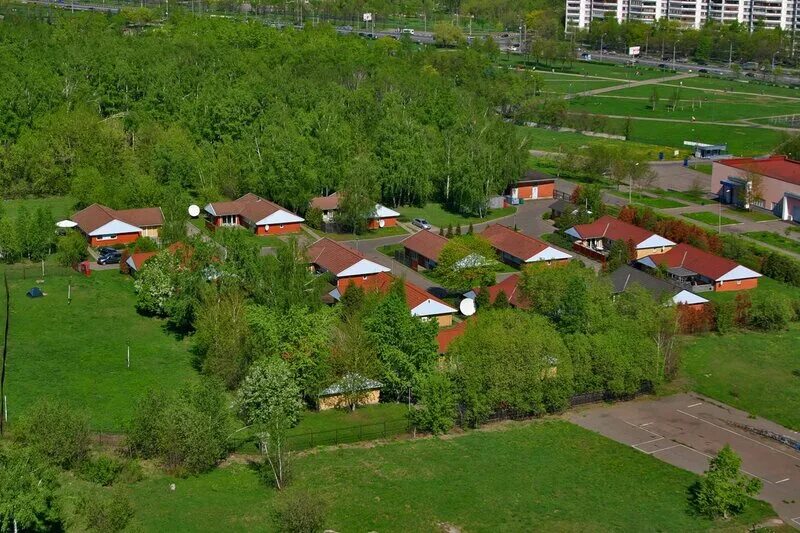 Усть-пожег сыктывдинский район. Мневники деревня терехово. Мичуринский проспект, олимпийская деревня ул. Парк моква курская область. Котеджный посёлок соколиная гора.