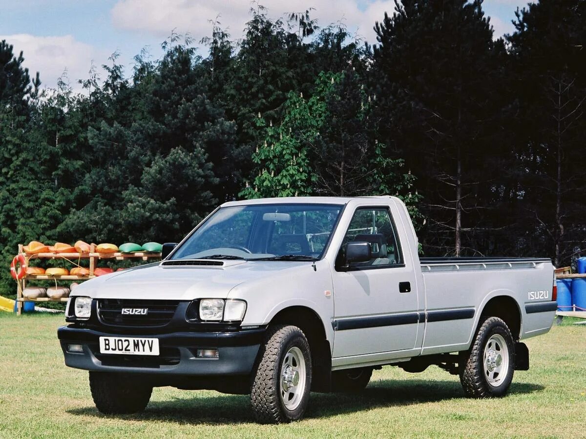 Исудзу пикап. Isuzu Rodeo Pickup 1988. Исузу TF pikap. Isuzu TF Pickup. Isuzu Rodeo пикап 1992.