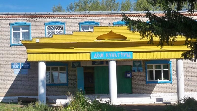 Башкортостан бакалы магазины. Молодежная 72 чекмагуш башкортостан. вывеска чекмагуш.