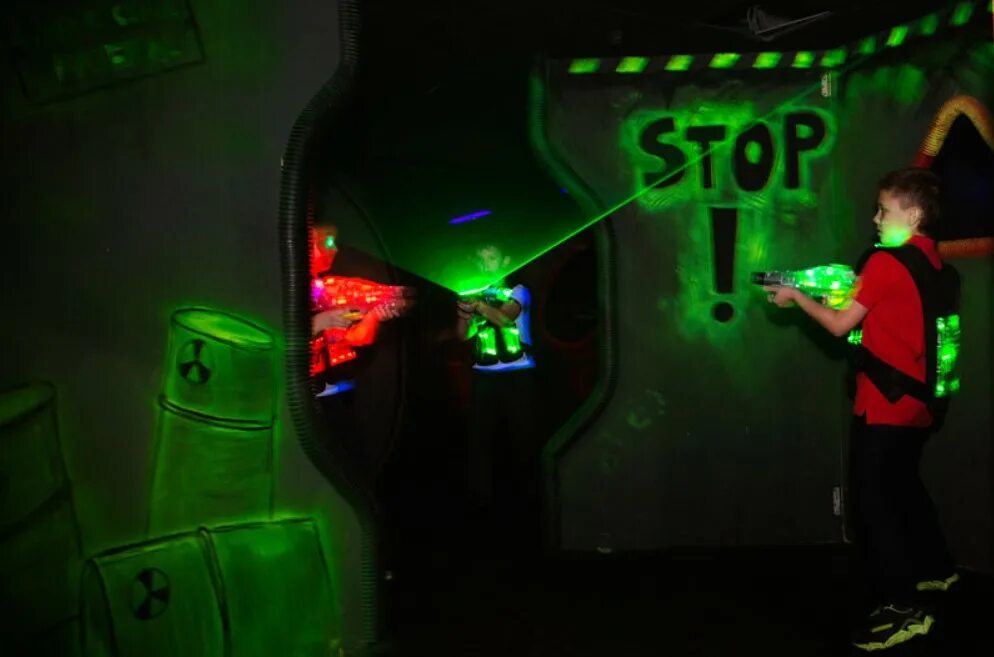 Клуб лазерного боя галактика тамбов. Экшн тамбов. Лазерный клуб улица красная. Лазертаг галактика тамбов. Экшн тамбов.