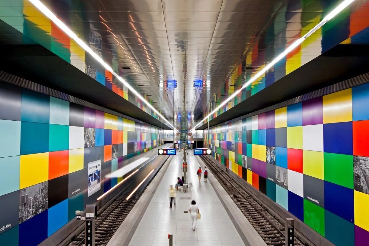 Включи красивую станцию. Станция "Георг-Браухле-ринг", Мюнхен, Германия. Станции метро Мюнхена. Токио метро красивые станции. Мюнхен метрополитен.