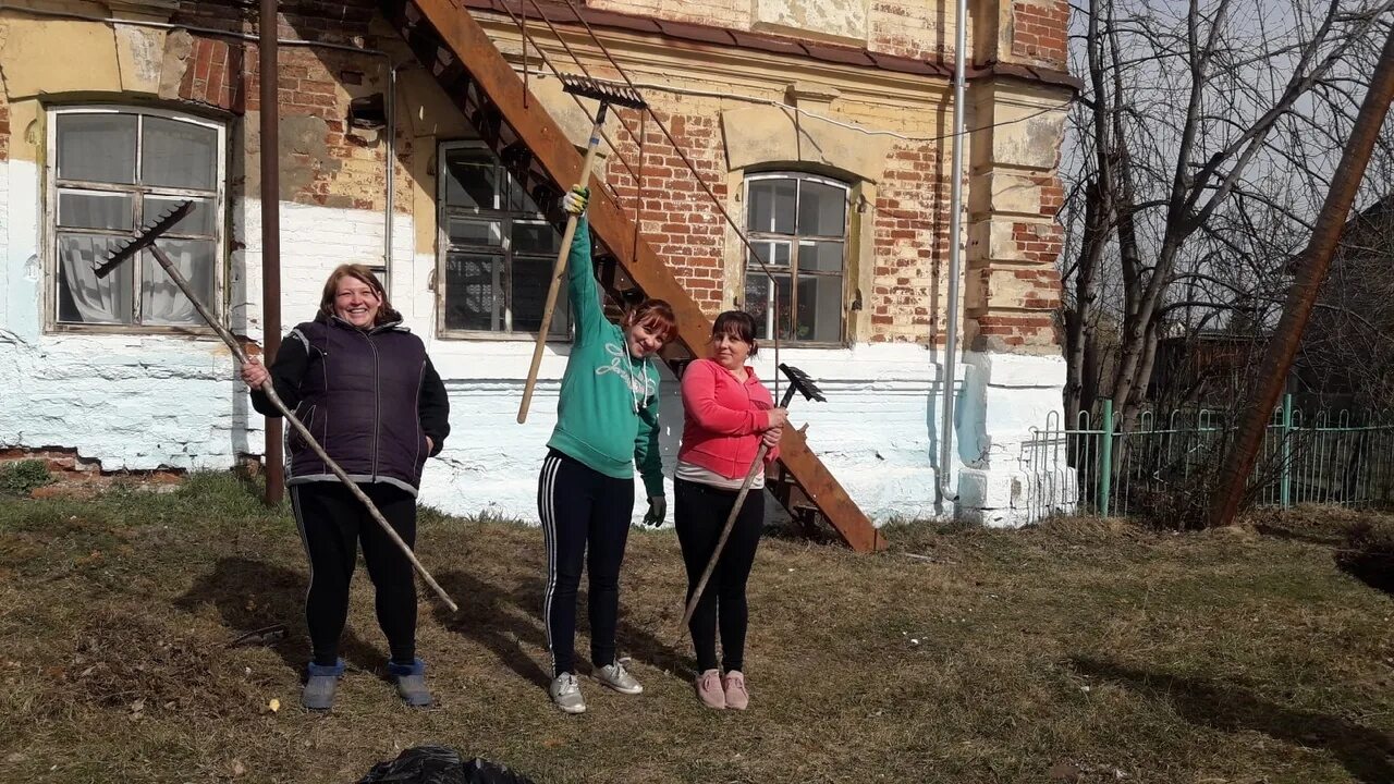 Погода челябинский каслинский береговой. Береговой Каслинский район. Касли поселок Береговое. Посёлок береговой Челябинская область. Каслинский район береговой дом культуры.