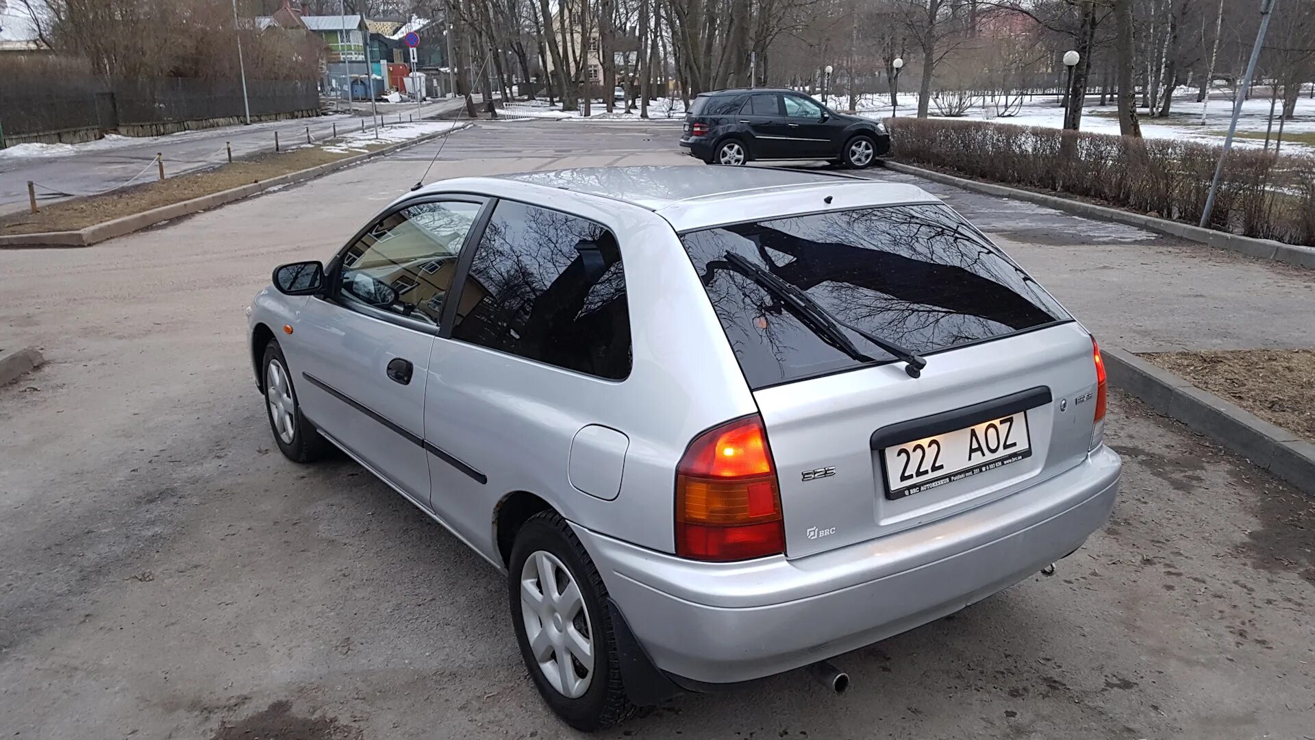 Mazda 323 Hatchback 1998. Mazda 323 1997 хэтчбек. Mazda familia 323 хэтчбек. Мазда 323 хэтчбек 1998. Мазда 323 хэтчбек