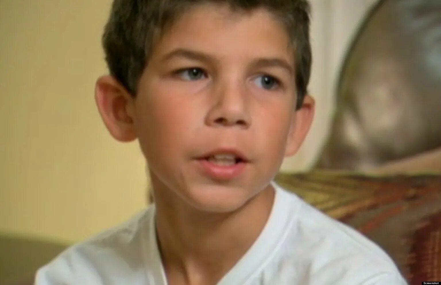 Boy holes. Boy 10 age. boy 11 age. 16 old boy.