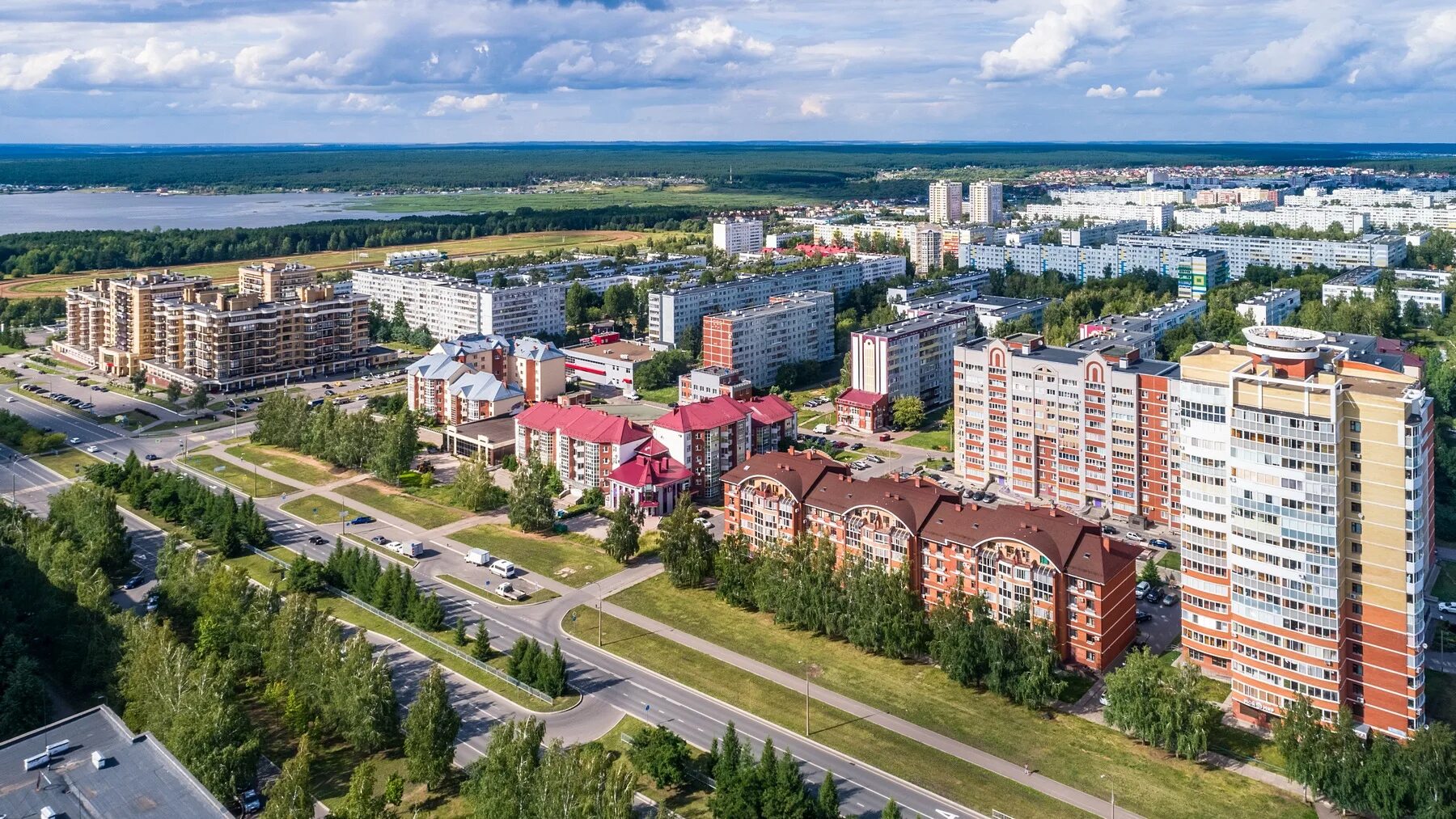 Где делают в набережных челнах. Город Набережные Челны. Республика Татарстан Набережные Челны. Набережные Челны набережная. Набережные Челны центр города.