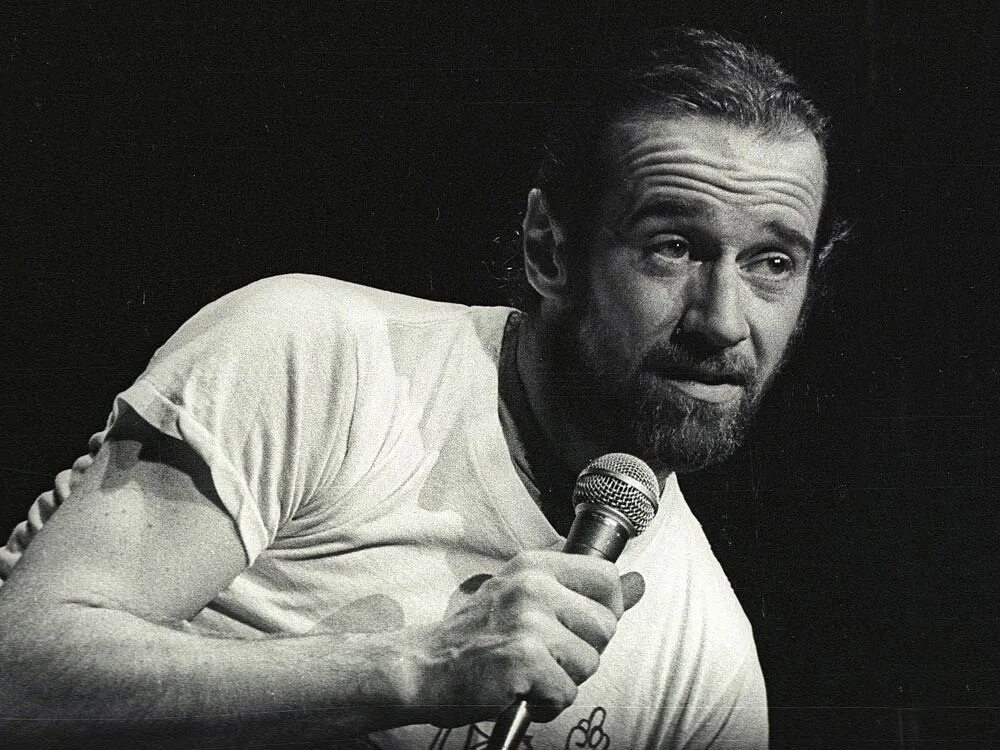 George carlin. Стендап комик Джордж Карлин. Джордж Карлин фото. Джордж Карлин в молодости. Карлин молодой.