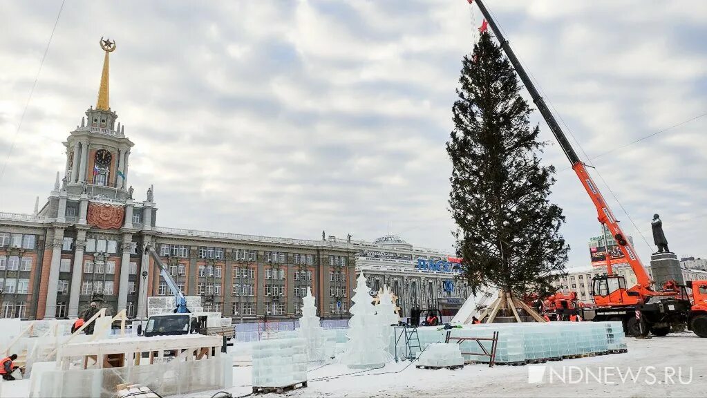 В Екатеринбурге построят самый дорогой Ледовый городок на площади 1905 года. Сто