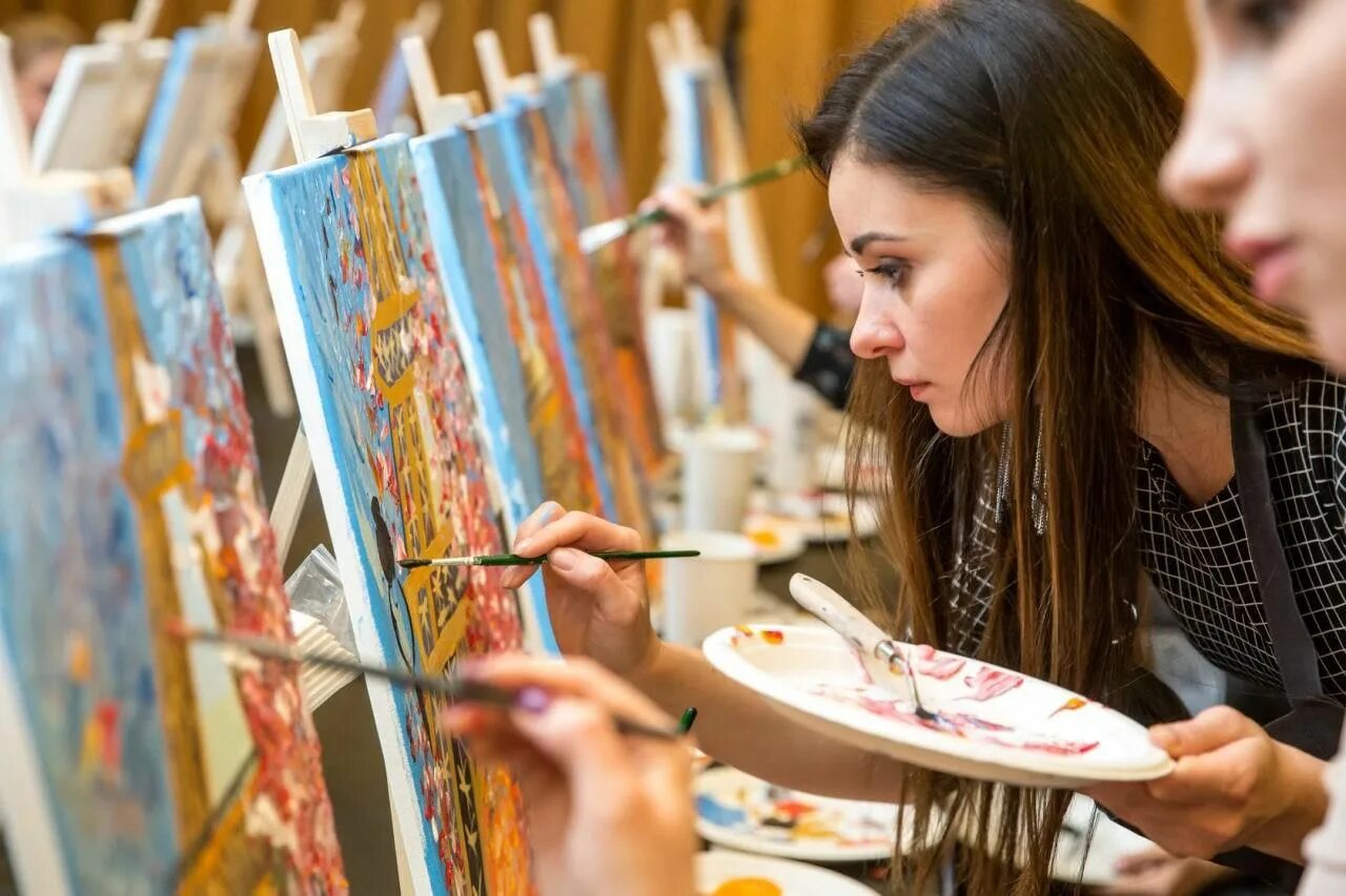 арт студия. оборудование для изостудии в детском. художественная студия 8. художественная студия 8. творческие мастерские для детей.