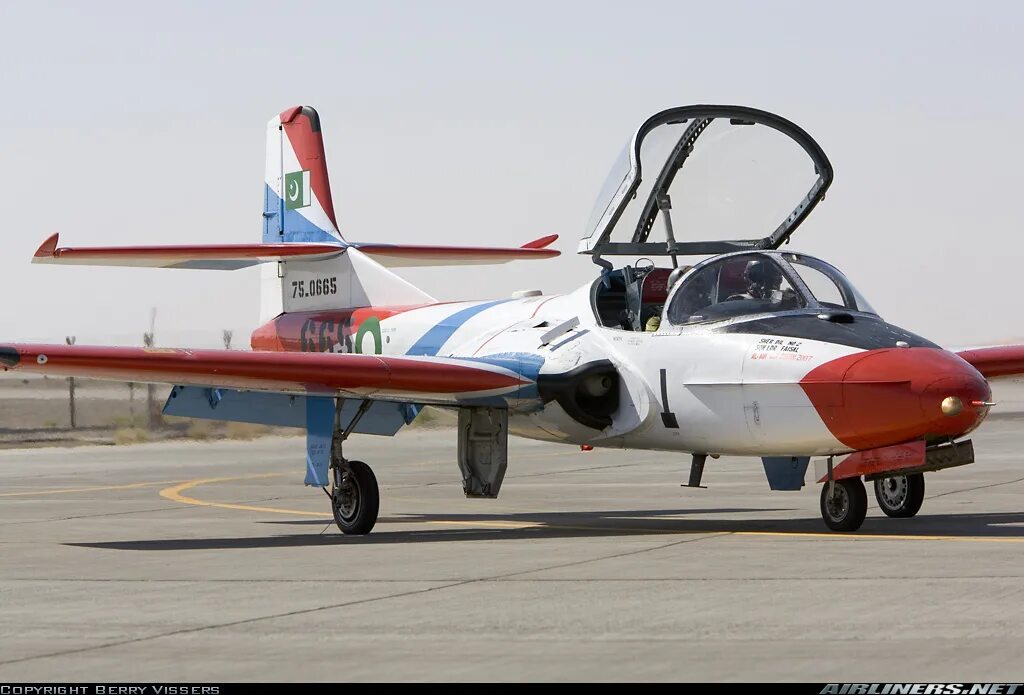 37 c f. Cessna t-37c. Cessna t-37. Cessna t-37 Tweet. T37.