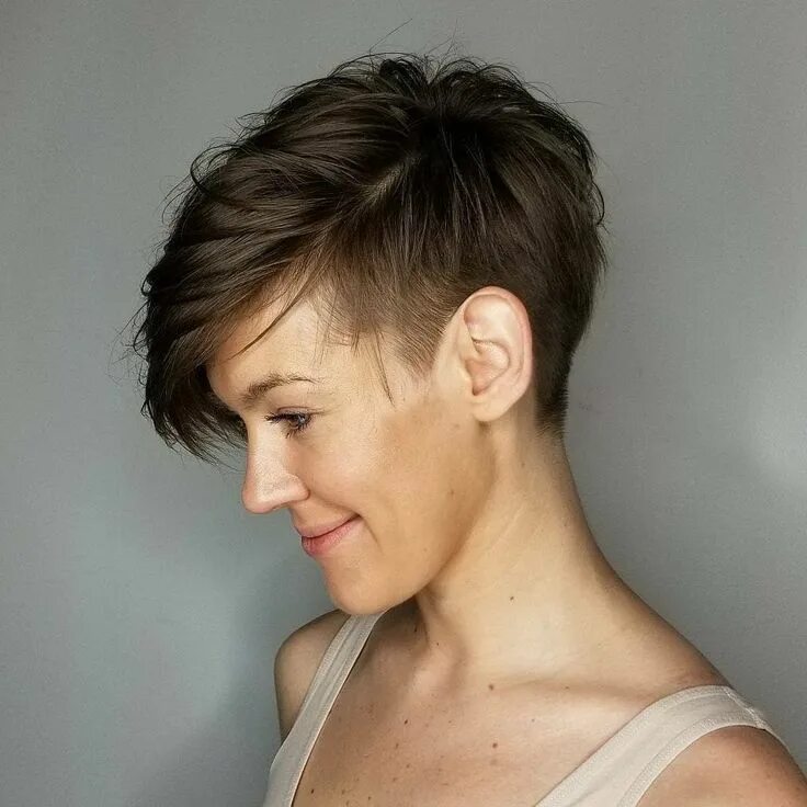 Makes hair is short and. Makes hair is short and. Голубые волосы короткие. Голубые волосы короткие. Sophia's hair is longer than.