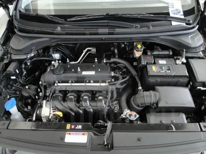 6. Солярис 2014 двигатель. Солярис 2014 двигатель. Двигатель солярис 1. Hyundai solaris 2013 двигатель.