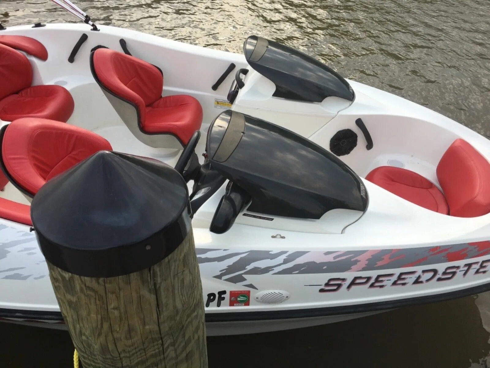 Катер sea doo speedster 150. Катер бомбардье sea doo. Sea doo speedster 150. Катер brp sea-doo speedster 200. Лодка brp speedster 150.