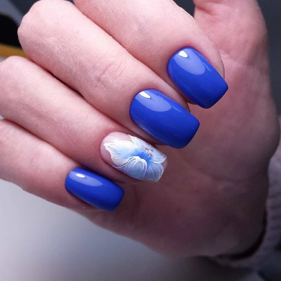 Темно синие ногти. Ногти василькового цвета. Темно синие ногти. Синие матовые ногти. Синий маникюр.