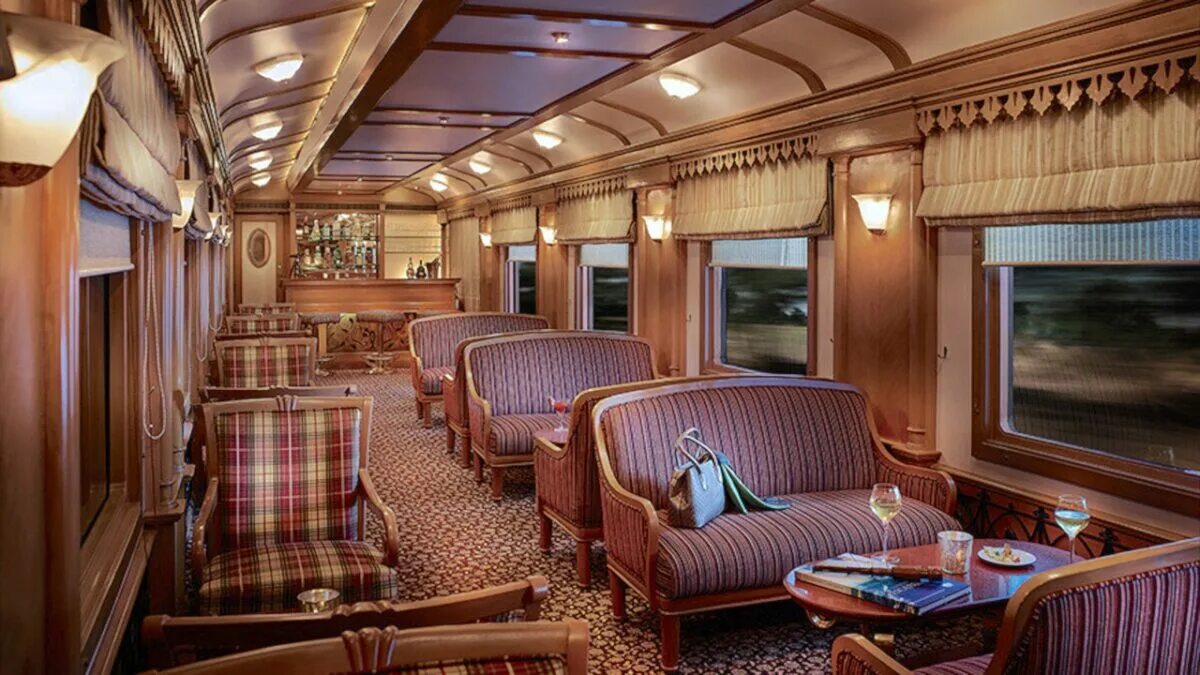 Поезд Deccan Odyssey. Deccan Odyssey Luxury Train. Роскошный поезд. Поезда для богатых. Путешествие на поезде на английском