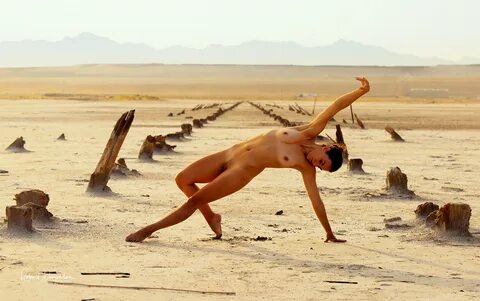 File:At the salt lake.jpg - Wikimedia Commons