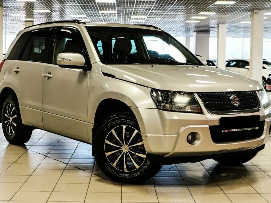 Гранд витара 2010 купить. Suzuki Grand Vitara 2010 года. Suzuki Vitara 2010. Сузуки Гранд Витара золотистый 2007. Гранд Витара 2010 года.