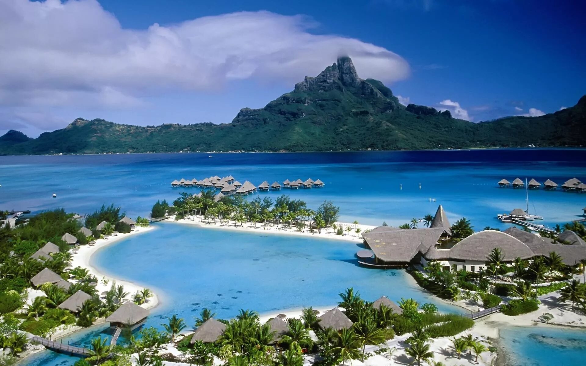 Муреа таити. Остров муреа французская полинезия. Гора отеману бора бора. Франция боро боро. Муреа французская полинезия.