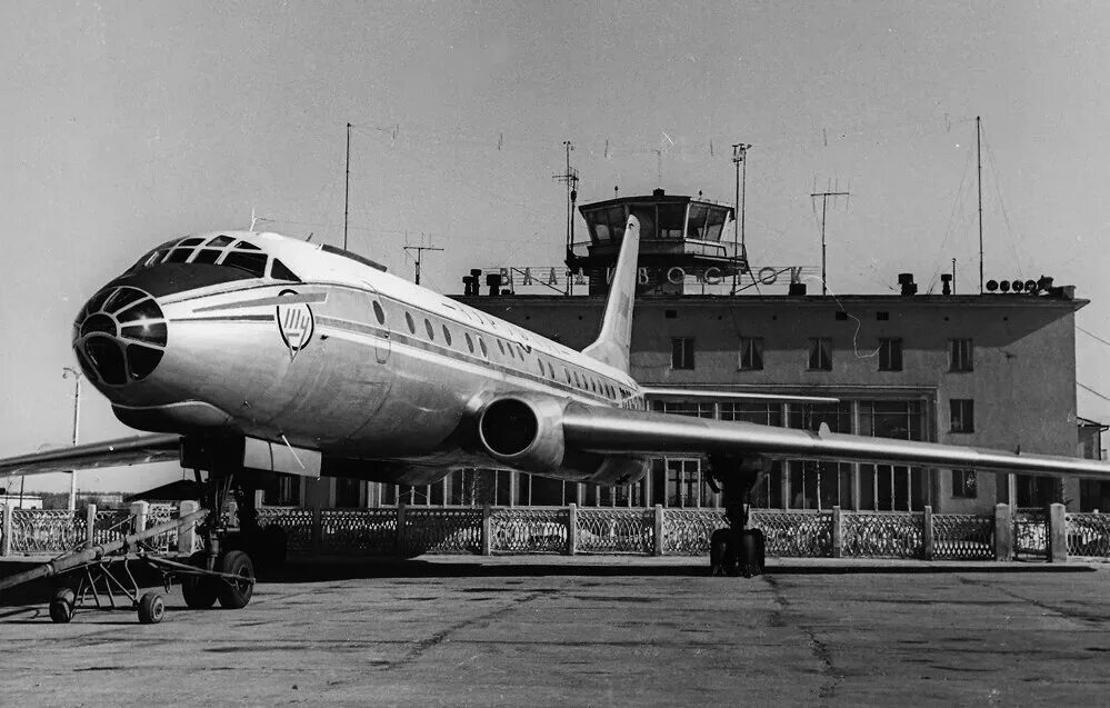 Транспорт 104. Ту-104 двухдвигательный реактивный самолёт. Ту-104б 1973. Ту-104 пассажирский. Самолет ил-18в, Аэрофлот (СССР)..