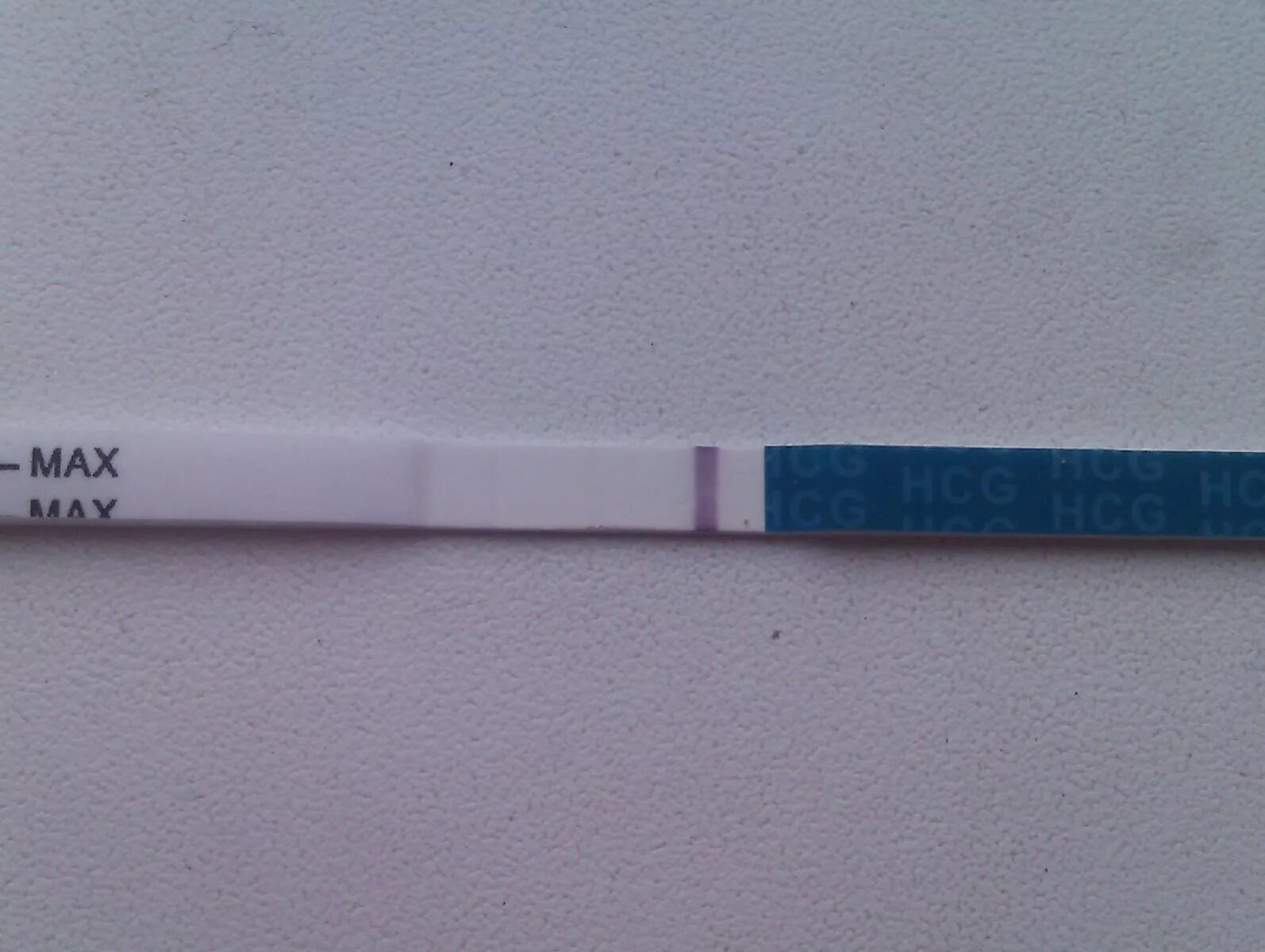 Тест на беременность отрицательный результат. Тест на беременность отрицательный результат. Положительный результат теста на беременность. Тест на беременность отрицательный результат. Покажет ли тест на беременность до задержки за 2 дня до месячных.