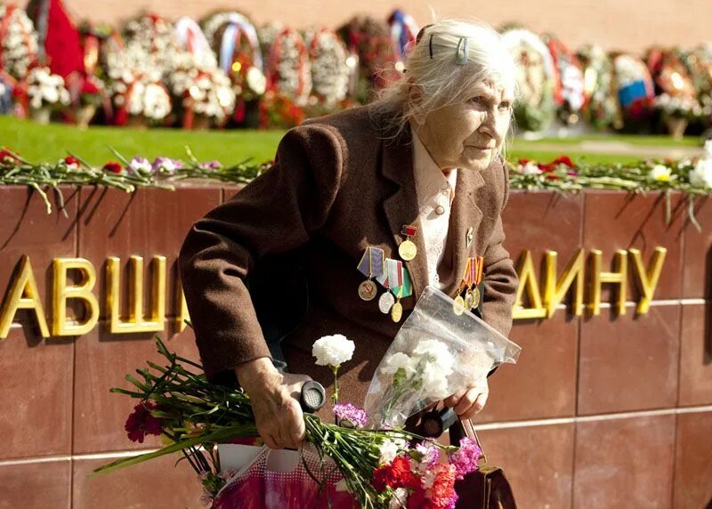 ветераны с таймасово. федор русаков. ветеран волоколамска маслов. ветераны репортаж. лампочка ветеран ты закрываешься.