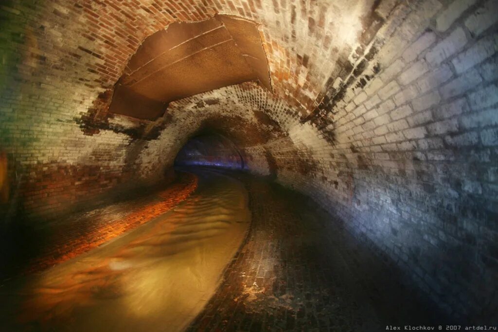 гатчина подземный ход. подземелья летнего сада. казематы петропавловской крепости. подземелья москвы. гатчина дворец подземный ход.