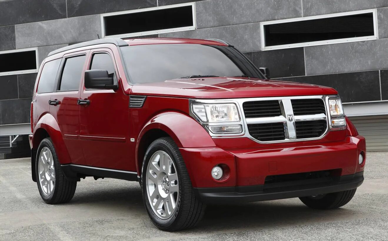 Dodge nitro. Dodge Nitro 2015. Додж нитро 2018. Dodge Nitro srt8. Dodge Nitro 2023.