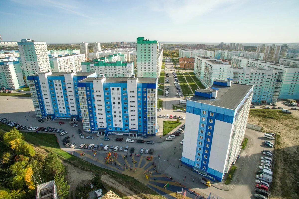Плющихинский жилмассив новосибирск. Дискус новосибирск бронная. Лазурная 32 новосибирск. Жк плющихинский квартал новосибирск. Высоцкого 143/1 новосибирск.
