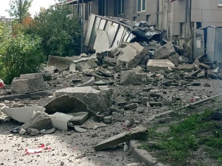Белгород обстрел 2022. Разрушения в белгороде. Разрушение домов. Улица маяковского белгород. Последствия последнего обстрела белгорода.