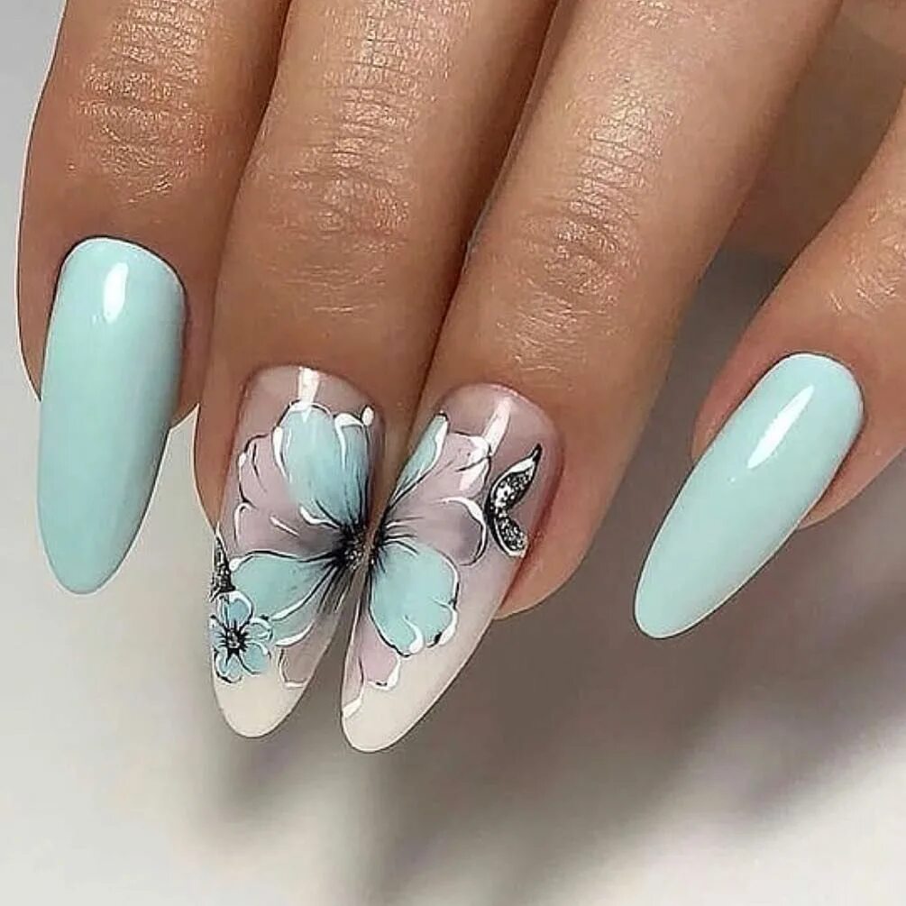 Маникюр с бабочками. Красивые ногти на весну. Голубой маникюр с бабочками. Маникюр со стрекозой. Дизайн ногтей новинки оригинальный весенний 2024
