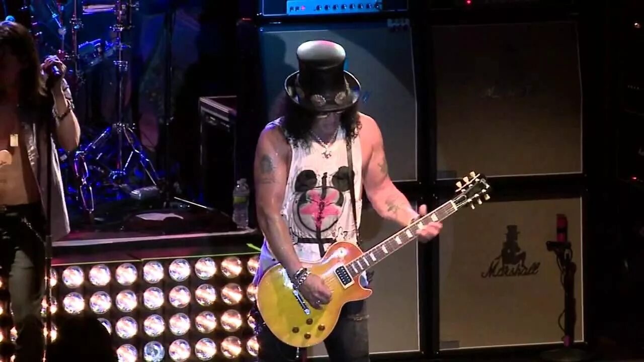 My live in new york. Майлз Кеннеди. Slash Slash 2010. Майлз Кеннеди американский музыкант. Slash. Myles Kennedy and the Conspirators Apocalyptic Love 2012.