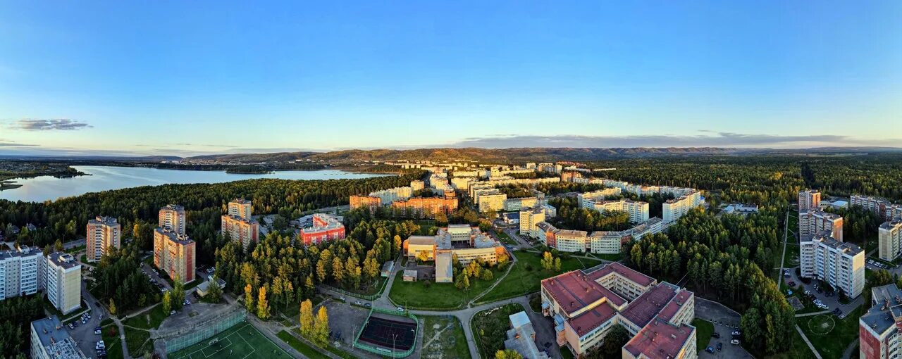 Железногорск Красноярский край. Железногорск Красноярский край холмы. Население города Железногорска Красноярского края. Железногорск Красноярский край вид сверху. Железногорск красноярский край сады